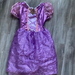 Rapunzel dress up